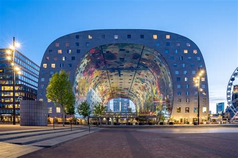 Premium Photo | View of markthal at night in rotterdam city