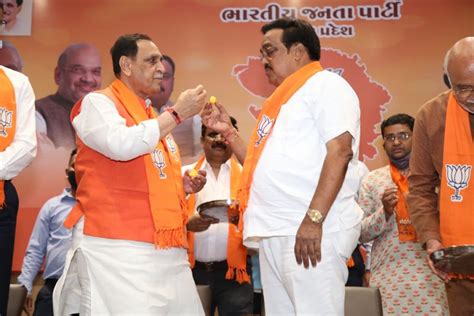 BJP takes lead in Gujarat local body polls - The Statesman