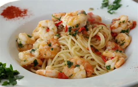 Red Lobster’s Creamy Shrimp Alfredo Pasta is Just One of Their Amazing Shrimp Dishes ...