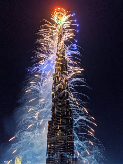 New year 2020's fireworks at Burj Khalifa : pics