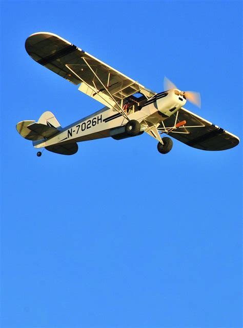 Piper PA - 18 Super Cub - The classic hard-working bush plane - Hangar ...