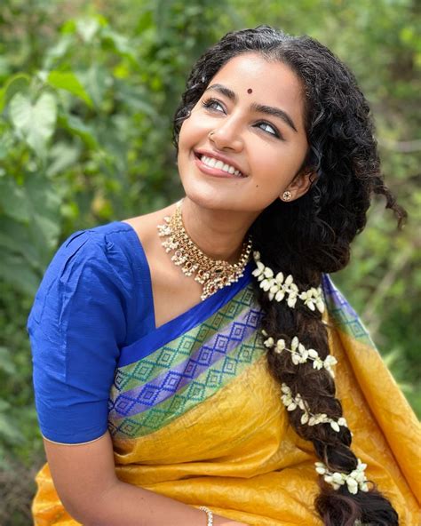 Anupama Parameswaran Saree Photos