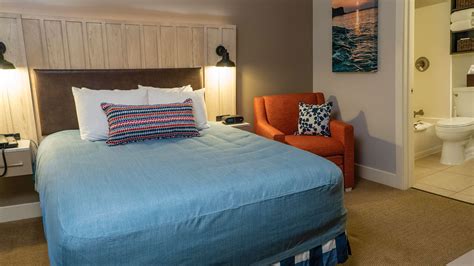 Meet the NEW Larsmont Cottages Guest Room · Odyssey Resorts