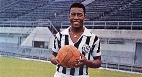 Pelé: El Santos de Brasil homenajeará a 'O Rei'