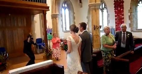 Church Organist's Wedding March Fail (VIDEO) | HuffPost UK Comedy