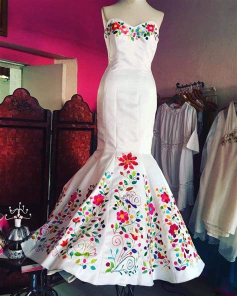 Mi boda | Embroidered wedding dress, Mexican quinceanera dresses, Mexican wedding dress