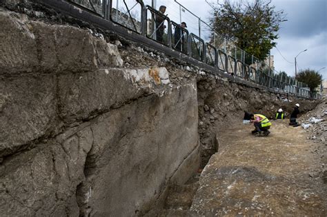 Jerusalem’s Medieval Moat - Biblical Archaeology Society