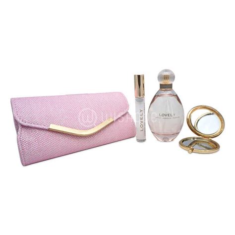 Lovely Sarah Jessica Parker 4 Piece Gift Set - Wishque | Sri Lanka's Premium Online Shop! Send ...