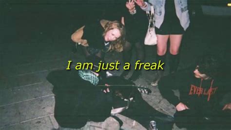 Surf Curse - Freaks [Lyrics] Chords - Chordify