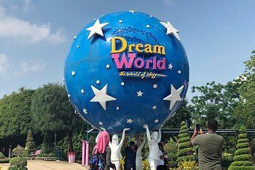 Dreamworld, Snow Town Admission Ticket with Lunch from Bangkok 2024