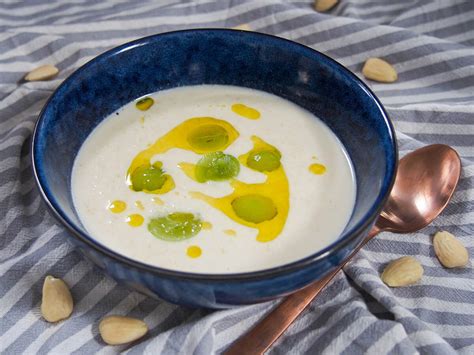 Ajo blanco (chilled almond soup) - Caroline's Cooking