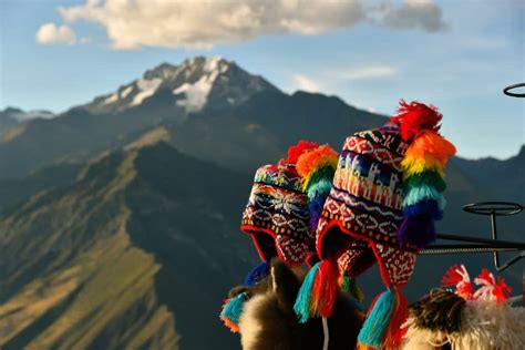 Hats Worn in Peru: 5 Interesting Facts - Hat Realm