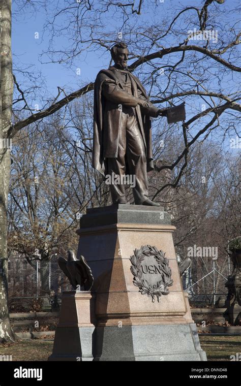 Lincoln statue gettysburg hi-res stock photography and images - Alamy