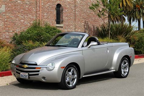 2005 Chevrolet SSR Sport Truck 2005 Chevrolet SSR Sport Truck - Valuation, Appraisal, and What ...