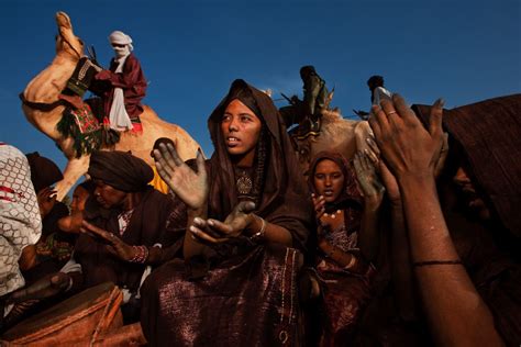 Blue people of the Sahara- Tuareg | Tuareg people, People, Tribes women