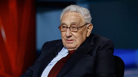 Putin remembers ‘outstanding’ Kissinger — RT World News