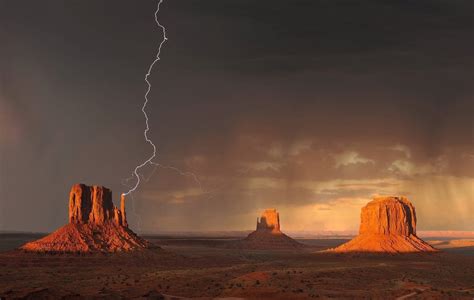 How to Capture Lightning Photographs in Daytime - MIOPS