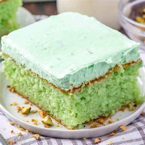 Top 3 Pistachio Cake Recipes