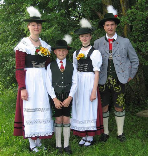 Pin by Karen Nelsen on Folk Costumes | German traditional dress ...