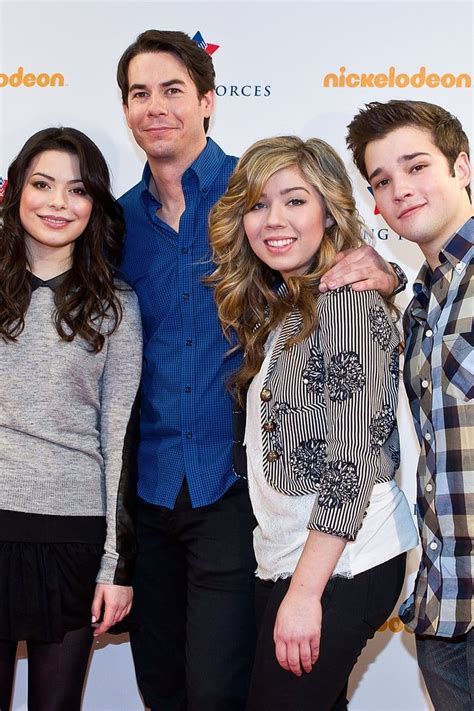 Here's How Old the "iCarly" Cast Were When the Show Originally Aired ...