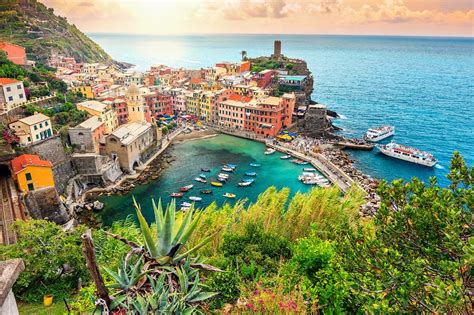 Liguria by train, Italy - Tickets & Travel Tips | ItaliaRail