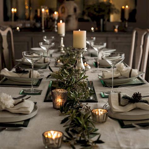 Cool 40 Awesome Christmas Dinner Table Decorations Ideas https ...