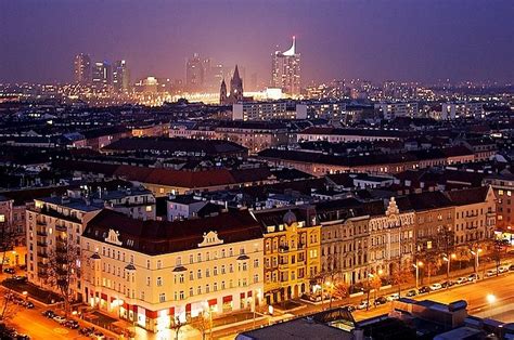 Vienna at night | City, City skyline, World