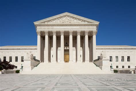 Photo: US Supreme Court building. Washington, D.C.