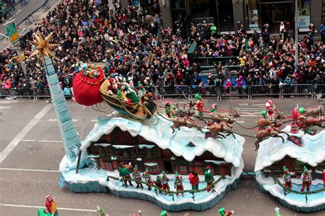 2016 Macy's Thanksgiving Day Parade: Santa's Sleigh | Flickr