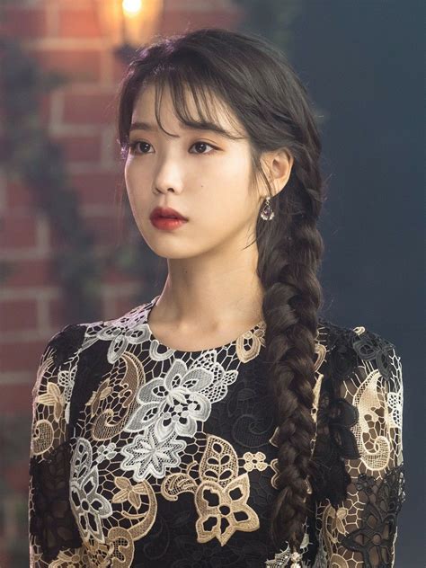 #IU #Hotel_Del_Luna #tvN #JangManWol #LeeJiEun | Iu hair, Hairstyle, Luna fashion