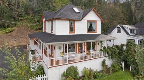 'The Goonies' house in Astoria, Oregon sells for $1.65 million to fan