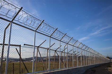 3 Reasons to Install a Security Fence - Hercules High Security Hercules ...