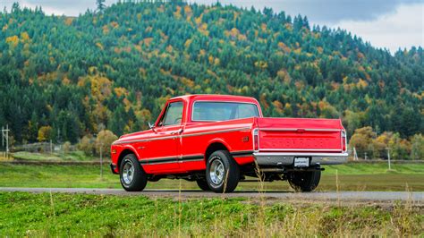 Download Car Old Car Vehicle Chevrolet C10 HD Wallpaper