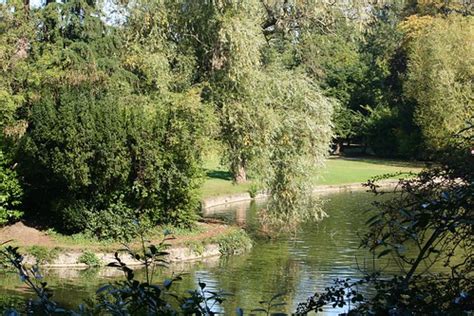 Bedford Park | On a blisteringly hot day considering it's ne… | Flickr