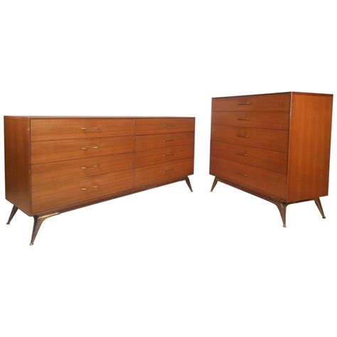 Mid-Century Modern Bedroom Set by R-Way Furniture For Sale at 1stDibs