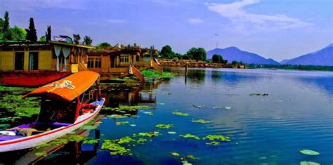 Kashmir Houseboat with Pahalgam Tour (120871),Holiday Packages to ...