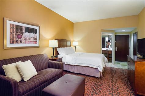 Discount Coupon for Hampton Inn Carlisle in Carlisle, Pennsylvania - Save Money!