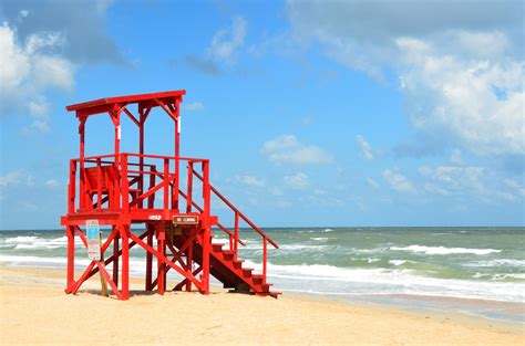 Empty Lifeguard Stand Free Stock Photo - Public Domain Pictures