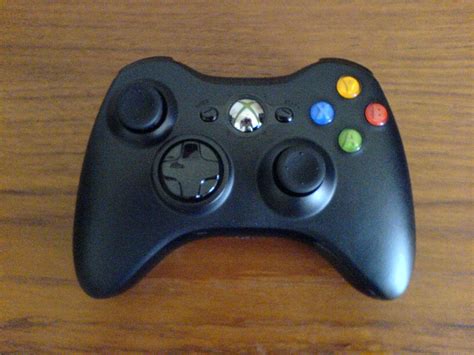 IQGamer: Hands-On: The Xbox 360 S 4GB Console