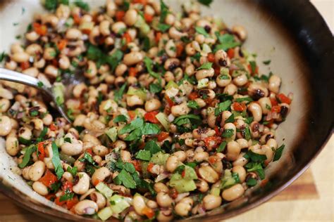 New Year’s Day: Healthy Black-Eyed Pea Salad with Sherry Vinaigrette | New Year’s Recipes | Bay ...