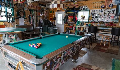 The Chillest Garage Man Cave Ideas | Neighborly Expert Tips