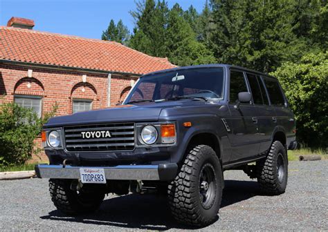 1987 Toyota Land Cruiser FJ60 for sale on BaT Auctions - sold for $18,500 on May 9, 2017 (Lot ...