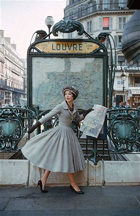 A 1957 photo shoot in Paris. | Vintage fashion, Vintage glamour ...