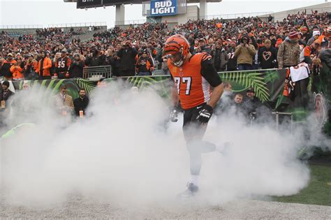 Andrew Whitworth retires from NFL after great career with Bengals and ...