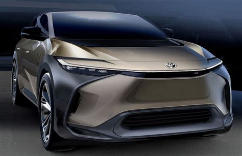 TOYOTA BZ4X, THE ADVANTAGES OF WAITING - Auto&Design