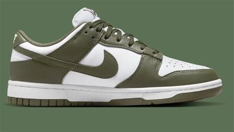 A Closer Look at The Nike Dunk Low "Medium Olive" in 2022 | Nike dunks ...