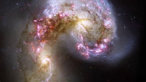 Super Star Clusters in the Antenna Galaxies - YouTube