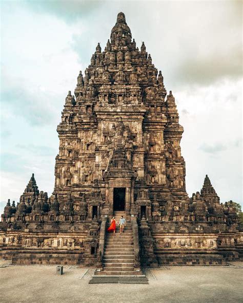 How to Visit Prambanan Temple in Java, Indonesia - Hungariandreamers