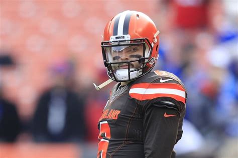 Browns' Baker Mayfield to miss TNF matchup vs. Broncos due to shoulder ...