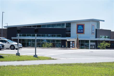 Aldi Grand Opening Scheduled? — Neighborhood News